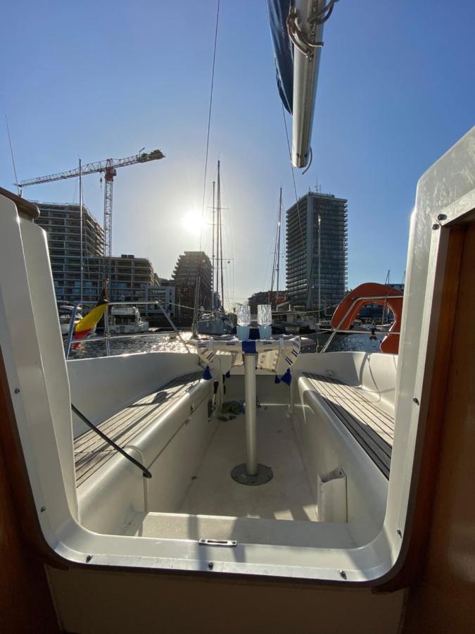 Unieke Slaapervaring Op Een Zeilboot In Het Centrum Van Botel Ostend